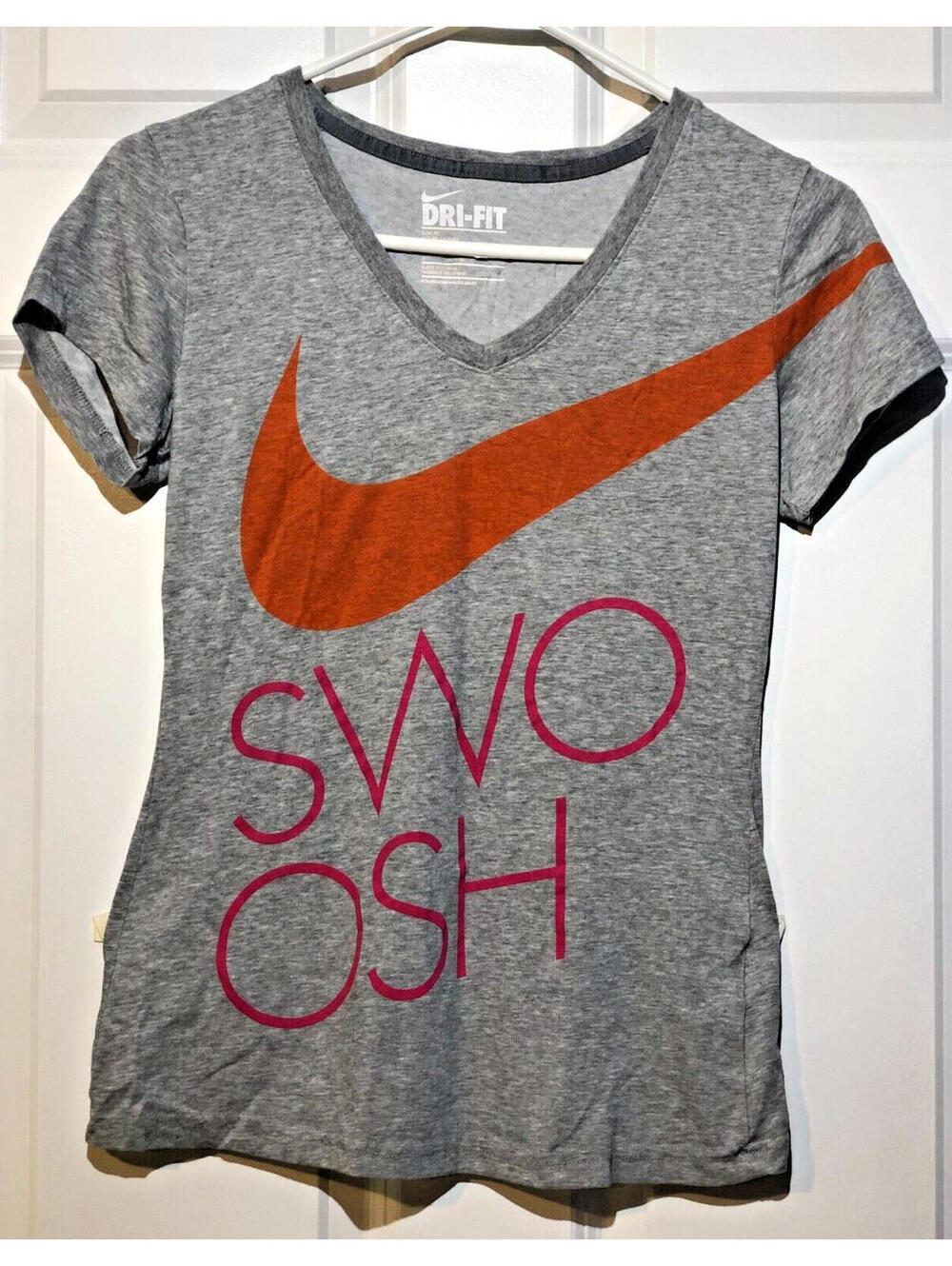 Nike Dri-FIT V-Neck Shirt Women’s Small Gray Athletic Tee with Swoosh Logo